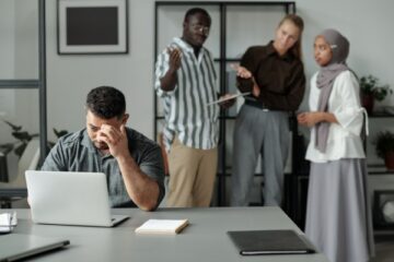 enquetes-de-mesure-de-la-diversite-au-travail-:-de-nouvelles-recommandations-de-la-cnil