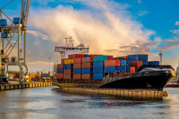 economie-maritime-:-une-feuille-de-route-pour-l’outre-mer-jusqu’en-2030-!