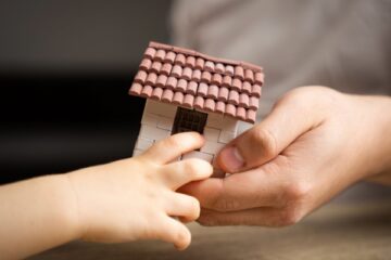 c’est-l’histoire-d’une-petite-fille-qui-herite-de-la-holding-de-sa-grand-mere…