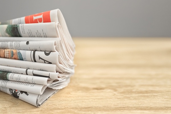 presse-:-precision-pour-l’aide-aux-quotidiens-aux-faibles-ressources-publicitaires