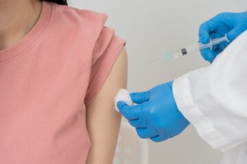centre-de-vaccination-:-de-l’habilitation-au-suivi-par-l’ars