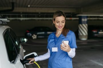 hausse-du-carburant-:-l’urssaf-accompagne-les-infirmiers-et-infirmieres